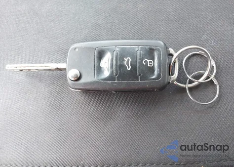 2013 Volkswagen Tiguan S из США, поврежденный, VIN WVGAV7AX0DW516965